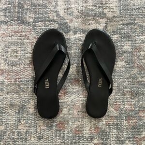 Tkees sandals